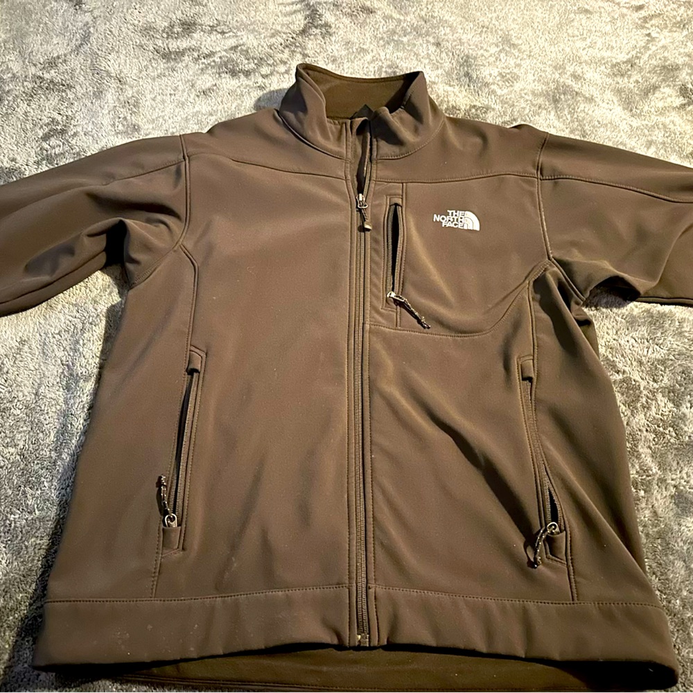 Men’s medium brown jacket